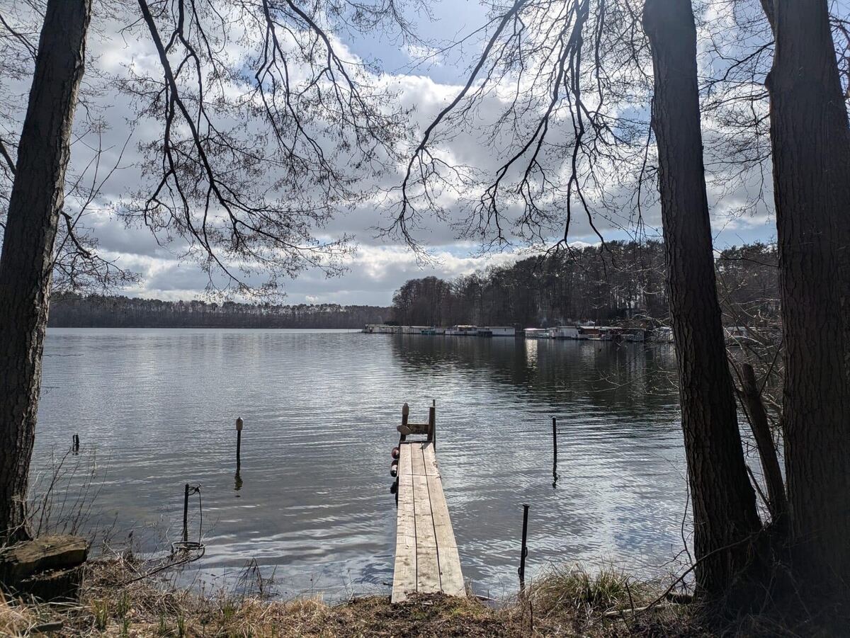 Winterstimmung am Steg, Großer Zechliner See – ganzjährig geöffnet